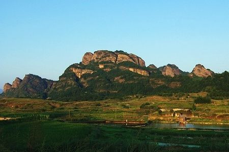  龍巖連城冠豸山,培田古民居動車自助2日遊遊>處處彰顯旖旎的山水風光